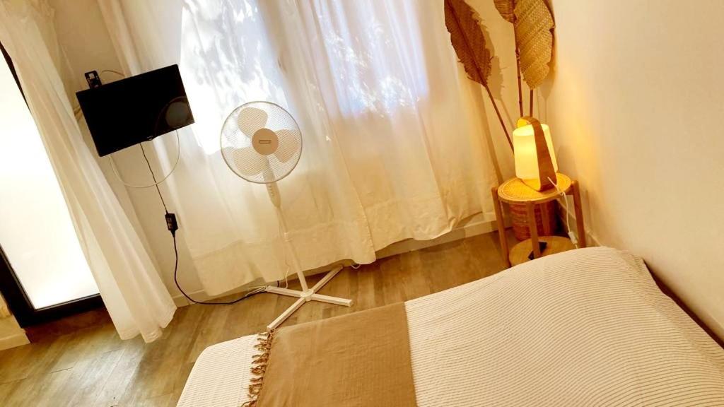 Superbe Appartement Boheme Dans Les Vignes Nîmes Kültér fotó