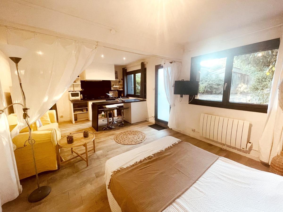 Superbe Appartement Boheme Dans Les Vignes Nîmes Kültér fotó