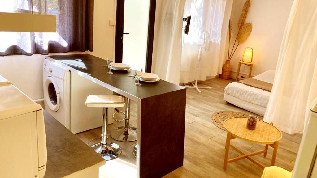 Superbe Appartement Boheme Dans Les Vignes Nîmes Kültér fotó